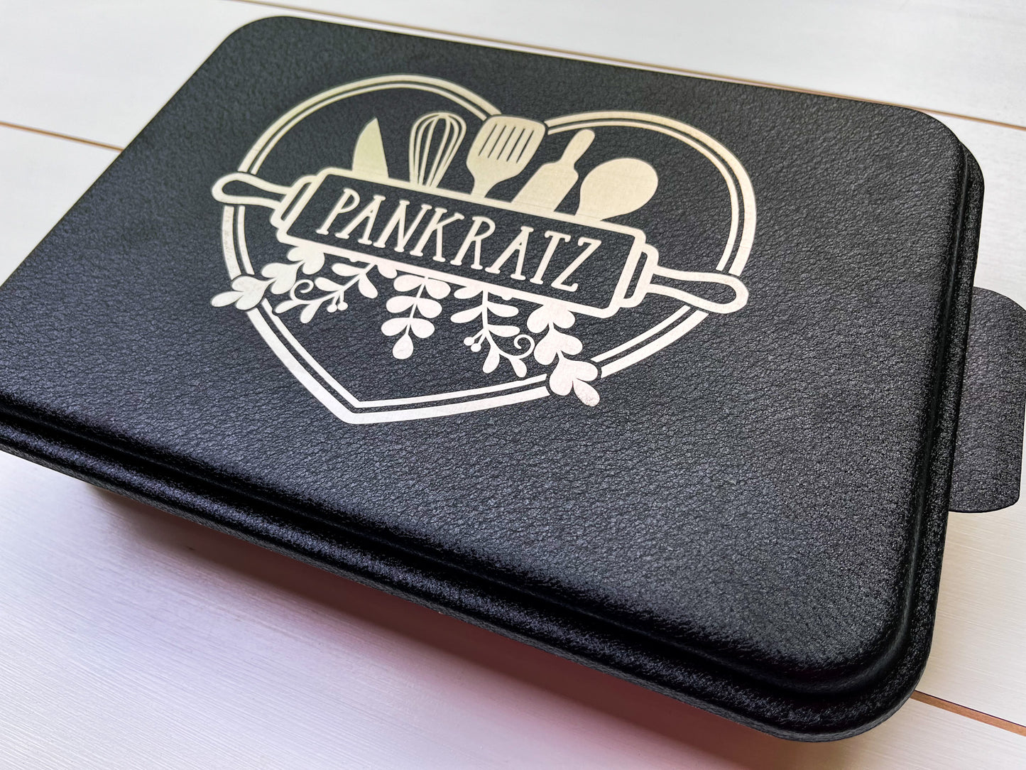 Custom Engraved Cake Pan | Personalized Metal Cake Pan | 9x13 Aluminum Cake Pan with Engraved Lid