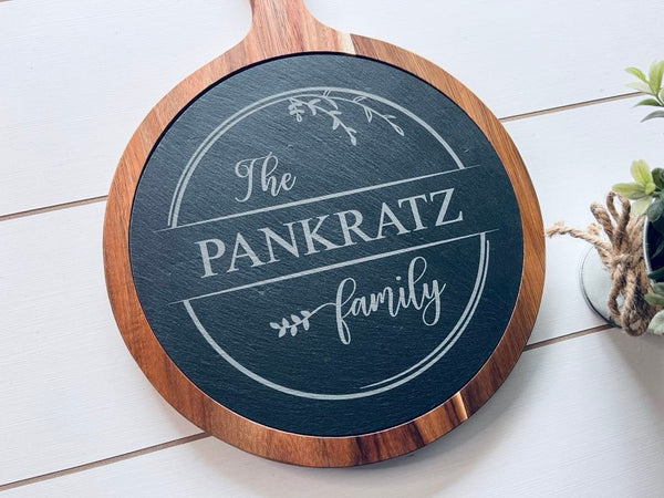 Personalized Round Acacia Wood/Slate Serving Board with Handle | Farmhouse Kitchen Decor | Cutting Board Wall Decor