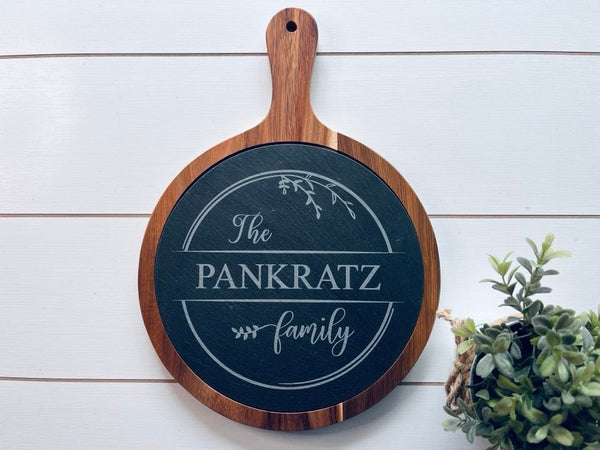 Personalized Round Acacia Wood/Slate Serving Board with Handle | Farmhouse Kitchen Decor | Cutting Board Wall Decor