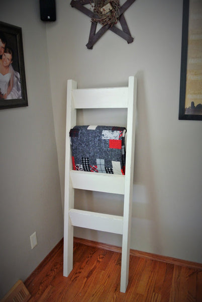 Distressed Rustic Farmhouse Wooden Blanket Ladder
