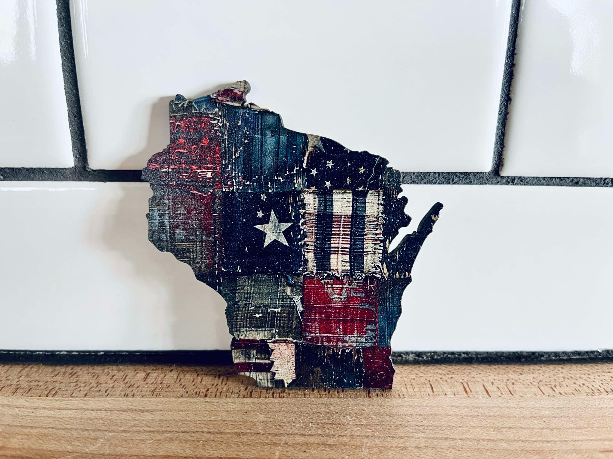 Patriotic Wisconsin Magnet | USA Flag Quilt Design | Americana Kitchen Decor | State Souvenir | Fridge Magnet