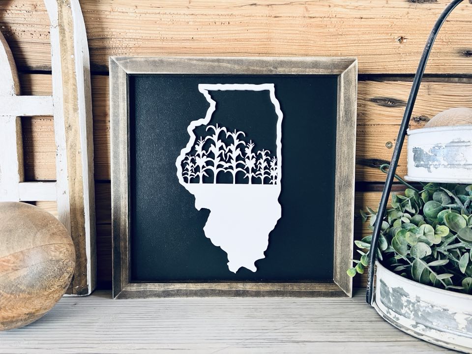 Illinois Sign with Corn Field | Small Shelf Decor