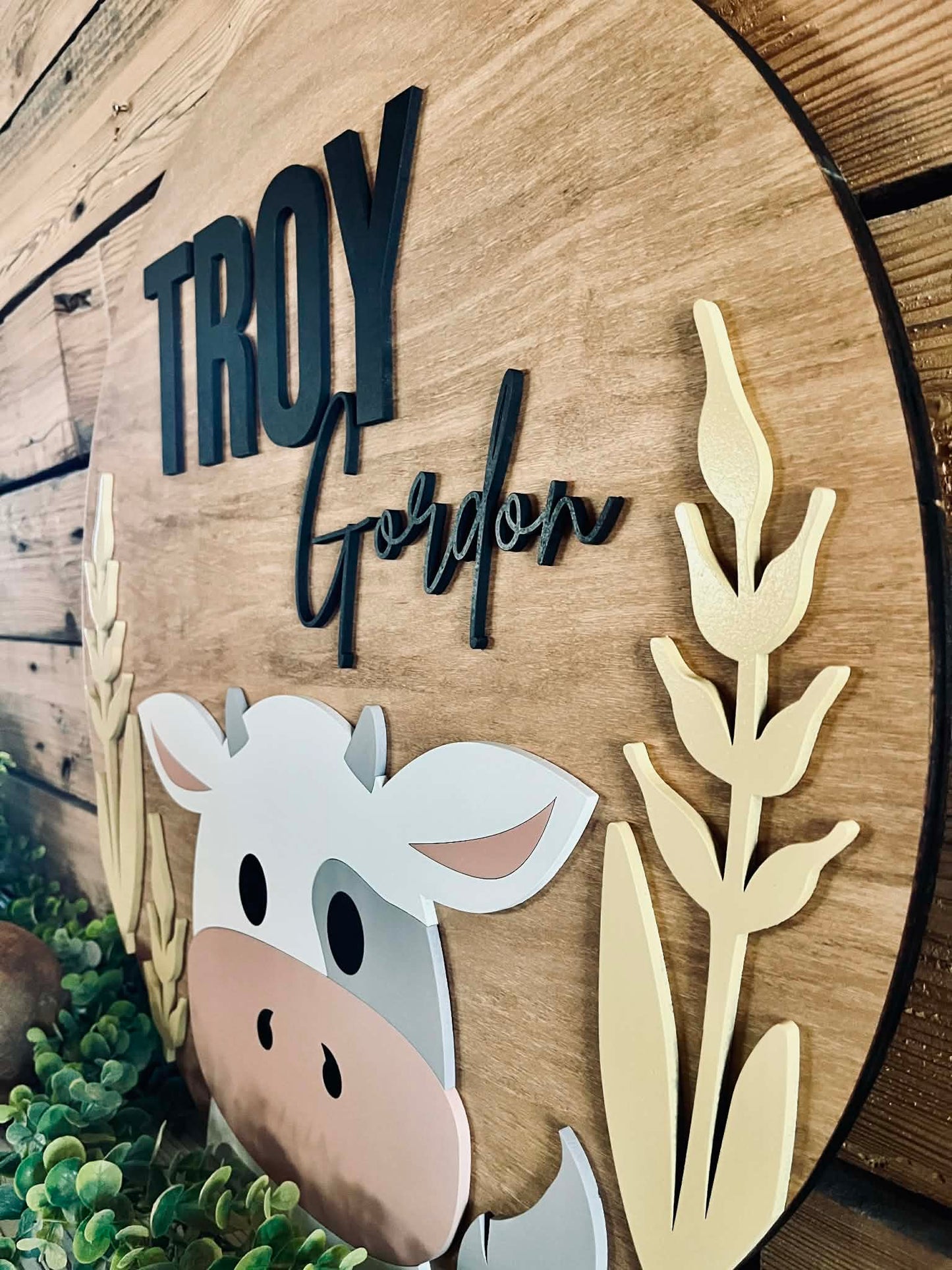 Personalized Cow Nursery Name Sign – Round Wood Wall Decor
