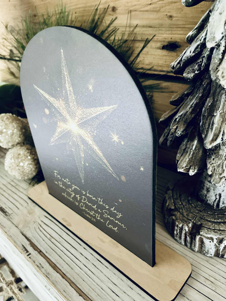 Luke 2:11 Star Tabletop Sign – Christian Farmhouse Christmas Freestanding Décor