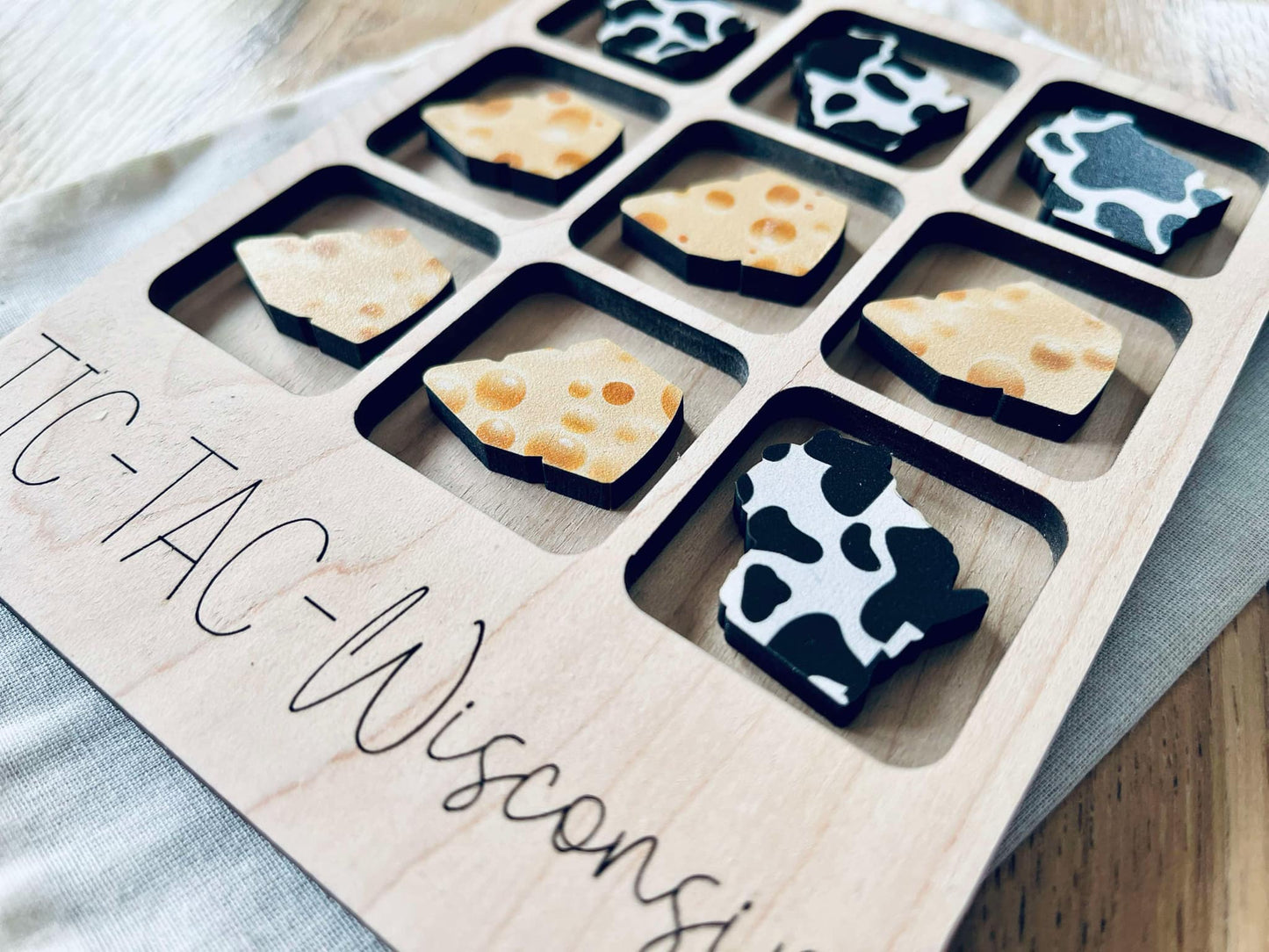 Fun Wisconsin Tic Tac Toe Travel Game – Laser Cut Wood with Cheese & Cow Print Pieces