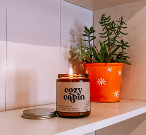 Cozy Cabin 8 oz. Candle | Holiday Gift