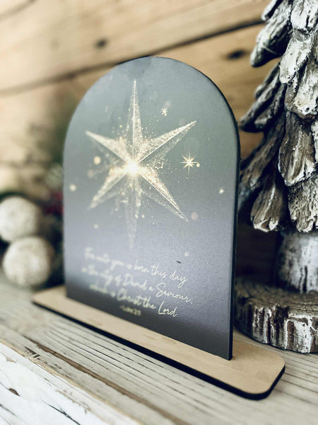 Luke 2:11 Star Tabletop Sign – Christian Farmhouse Christmas Freestanding Décor