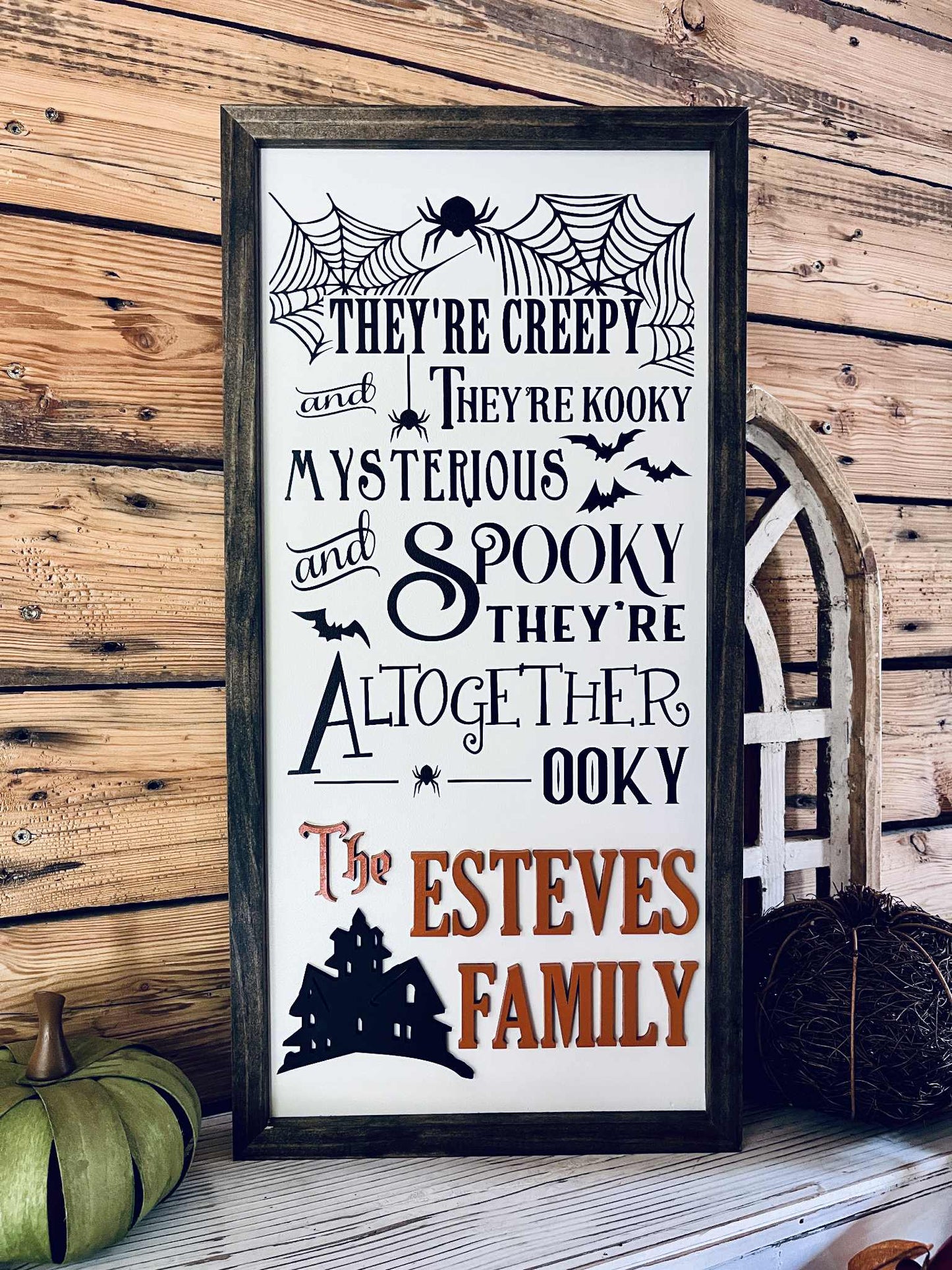Personalized Halloween Family Sign – Creepy Spooky Mysterious Wall Decor – Custom Addams Family Style Home Decoration