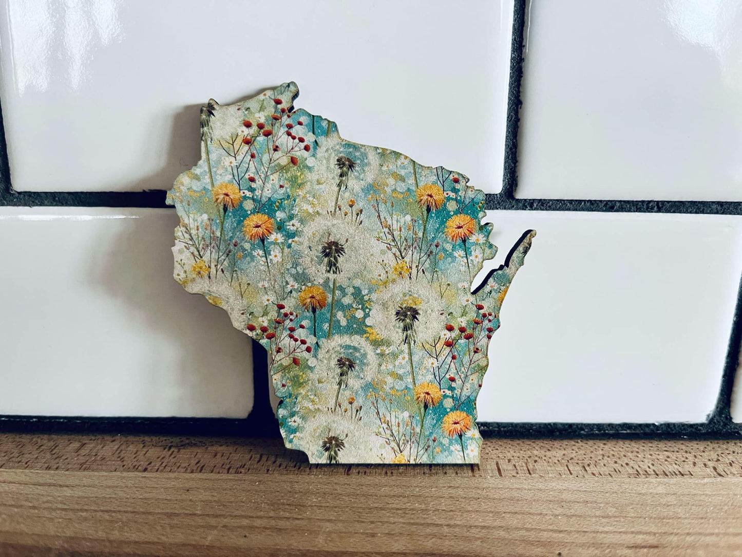Wisconsin Wildflower Magnet | Floral State Souvenir | Dandelion & Floral Print | Soft Botanical Fridge Magnet | Rustic Nature Decor