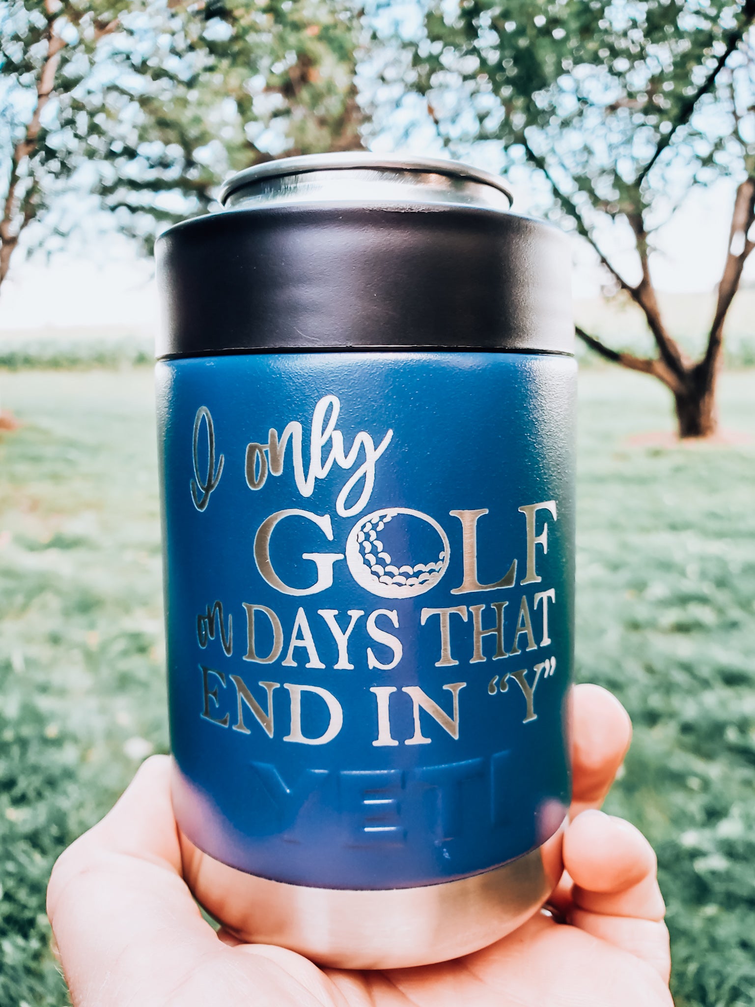 I Golf Only on Days That End in Y Yeti Mug – The Farmer's Wife WI