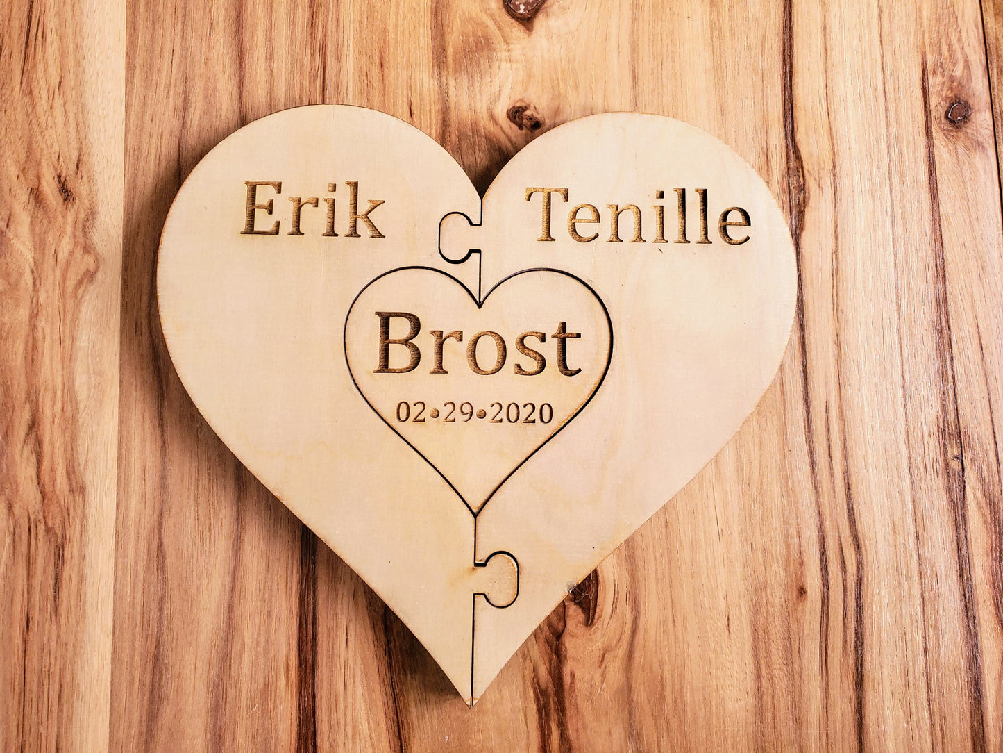 Unity Puzzle - Engraved Writing