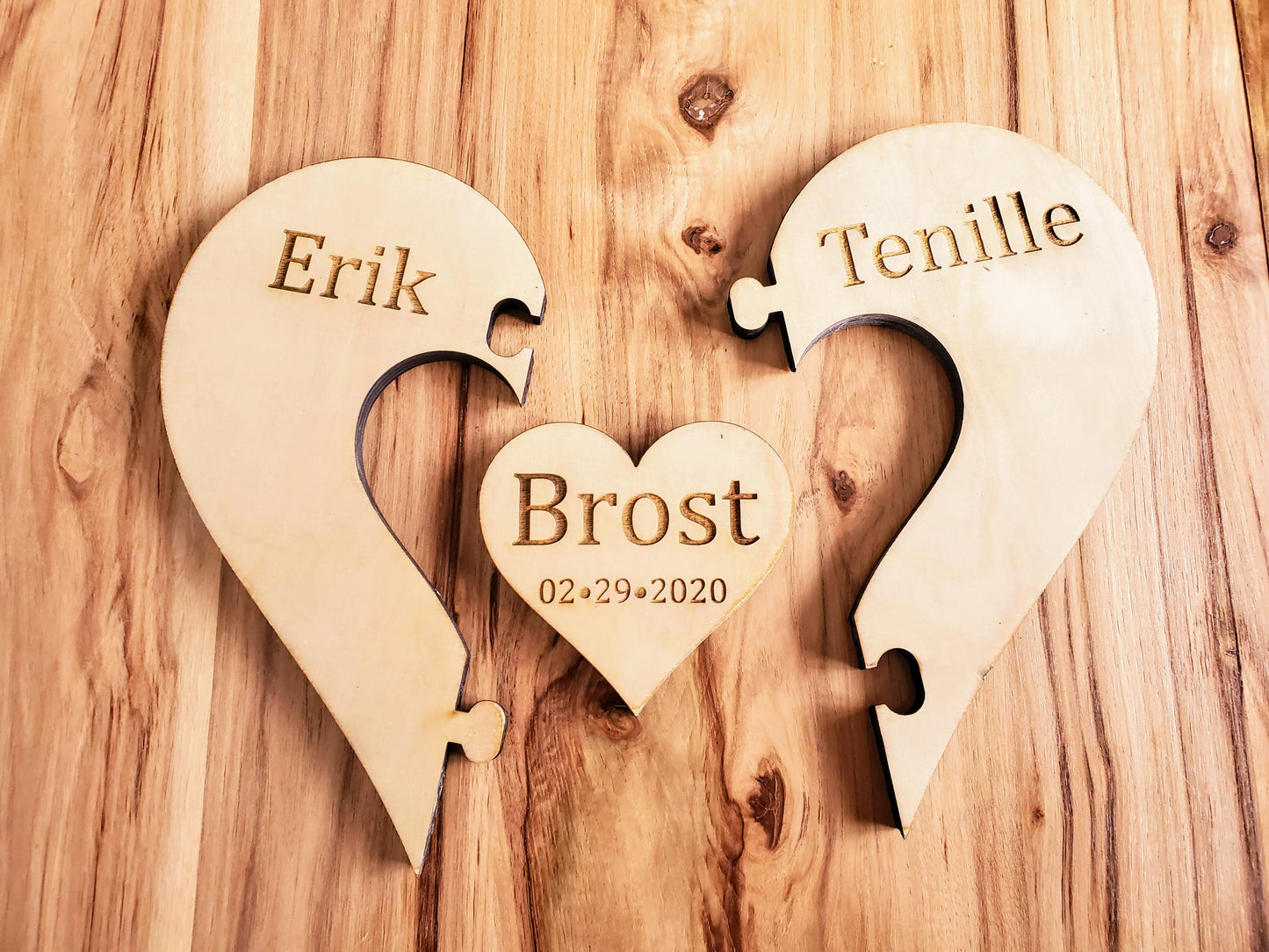 Unity Puzzle - Engraved Writing