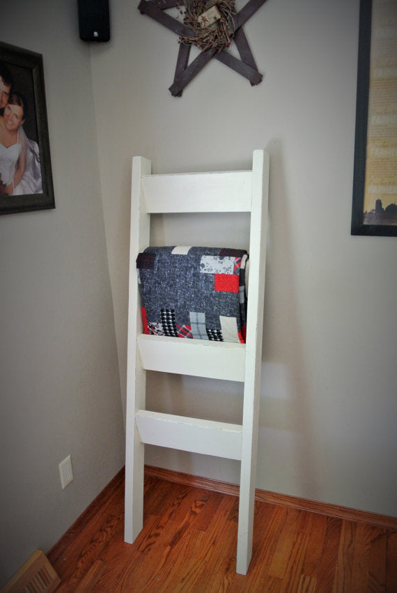 Distressed Rustic Farmhouse Wooden Blanket Ladder